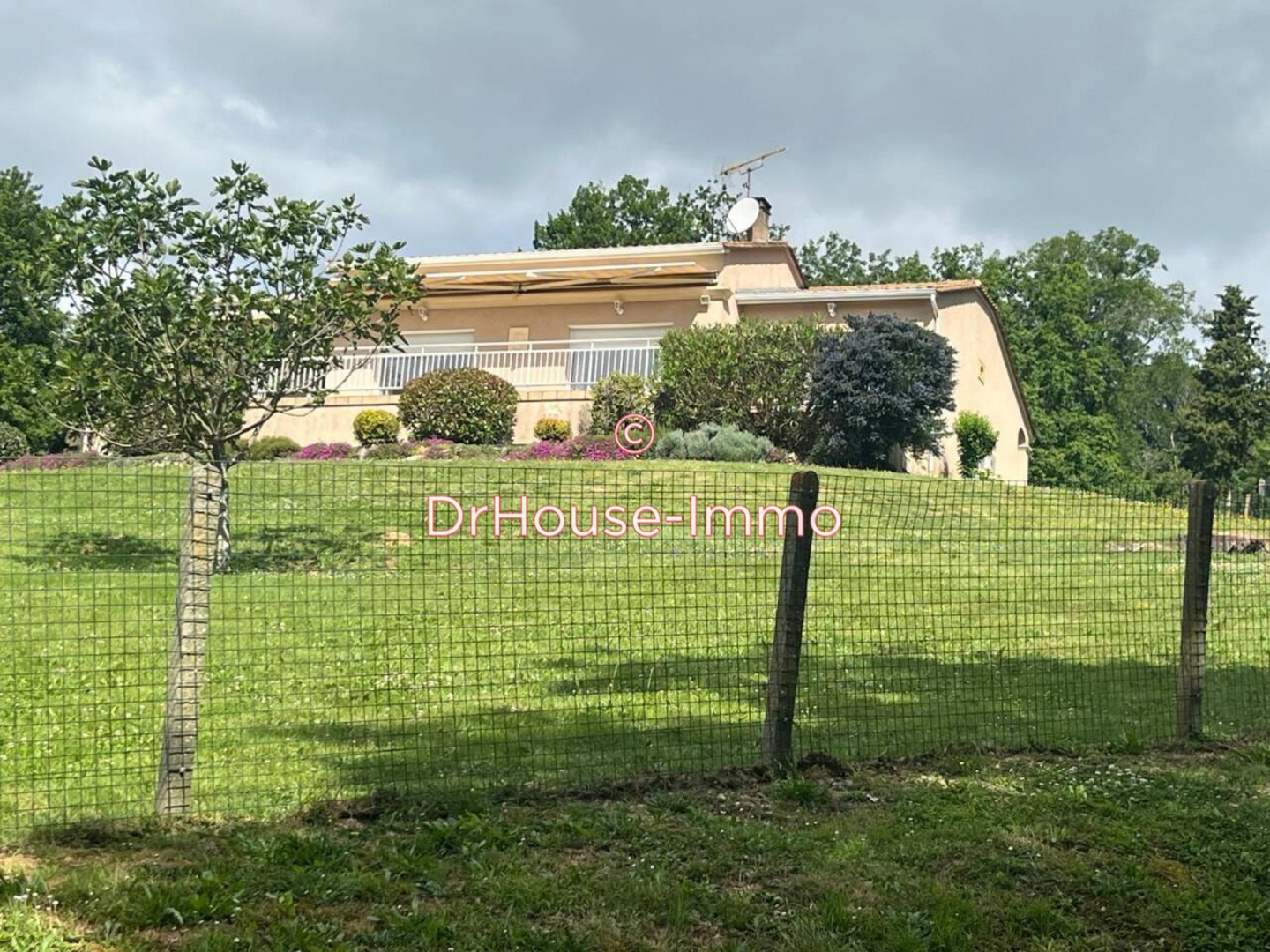 Maison 6 pièces de 125 m² - Bergerac (24100)