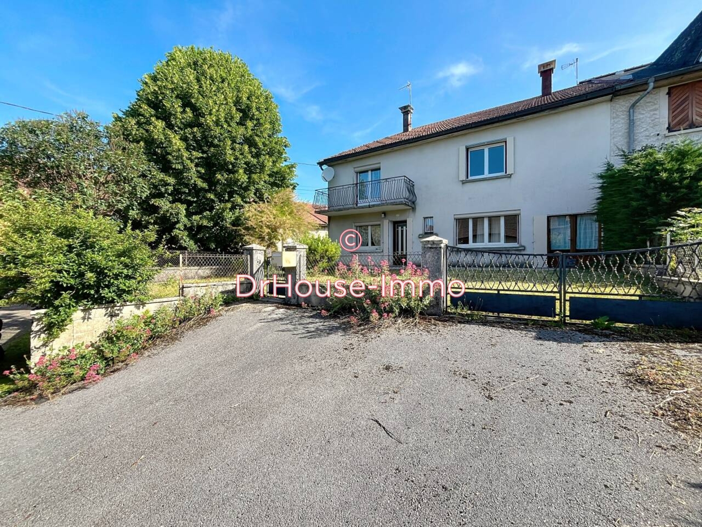 Maison 5 pièces de 151 m² - Saint-Maurice-Crillat (39130)