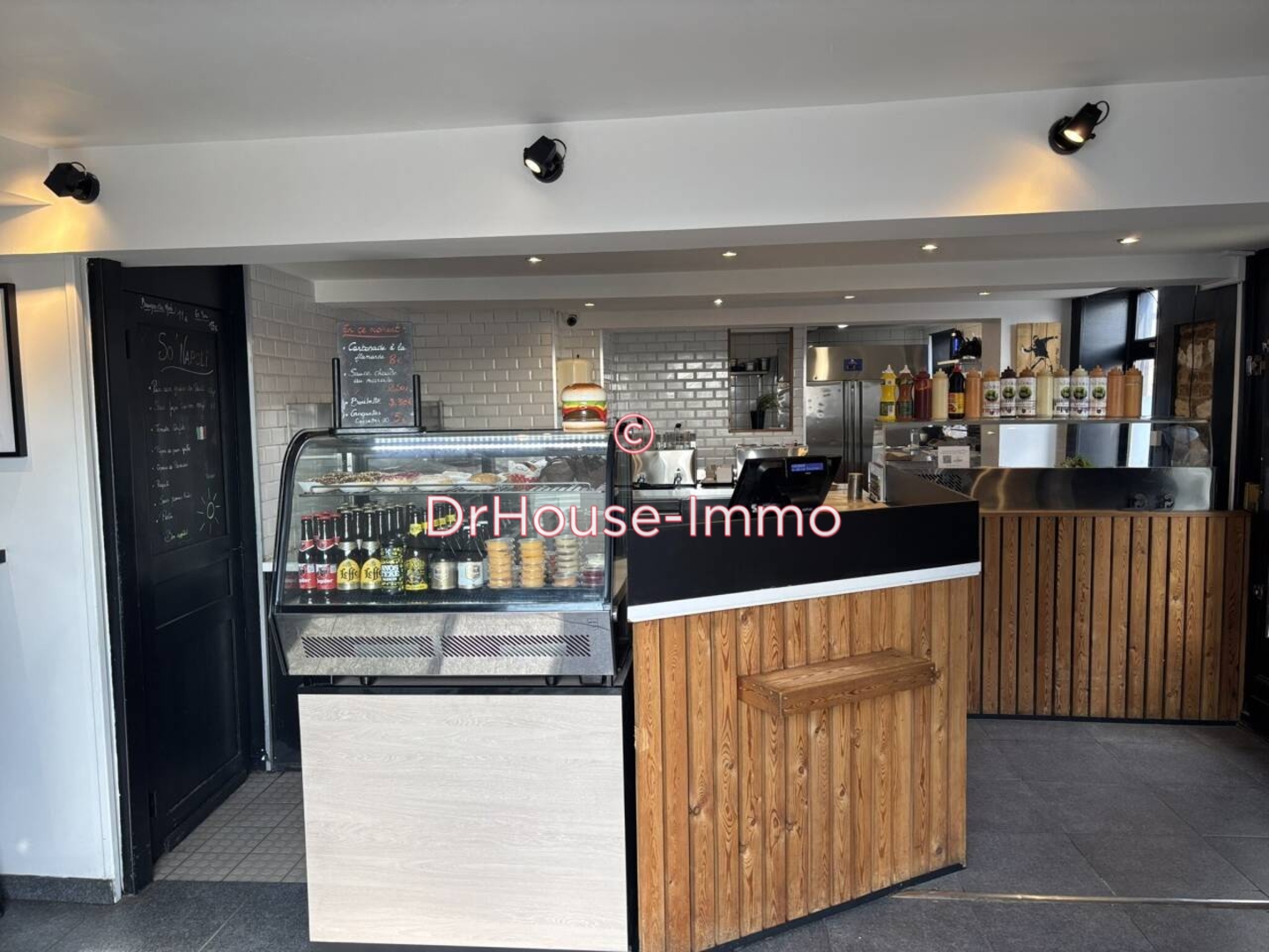 Commerce de 75 m² - Baisieux (59780)