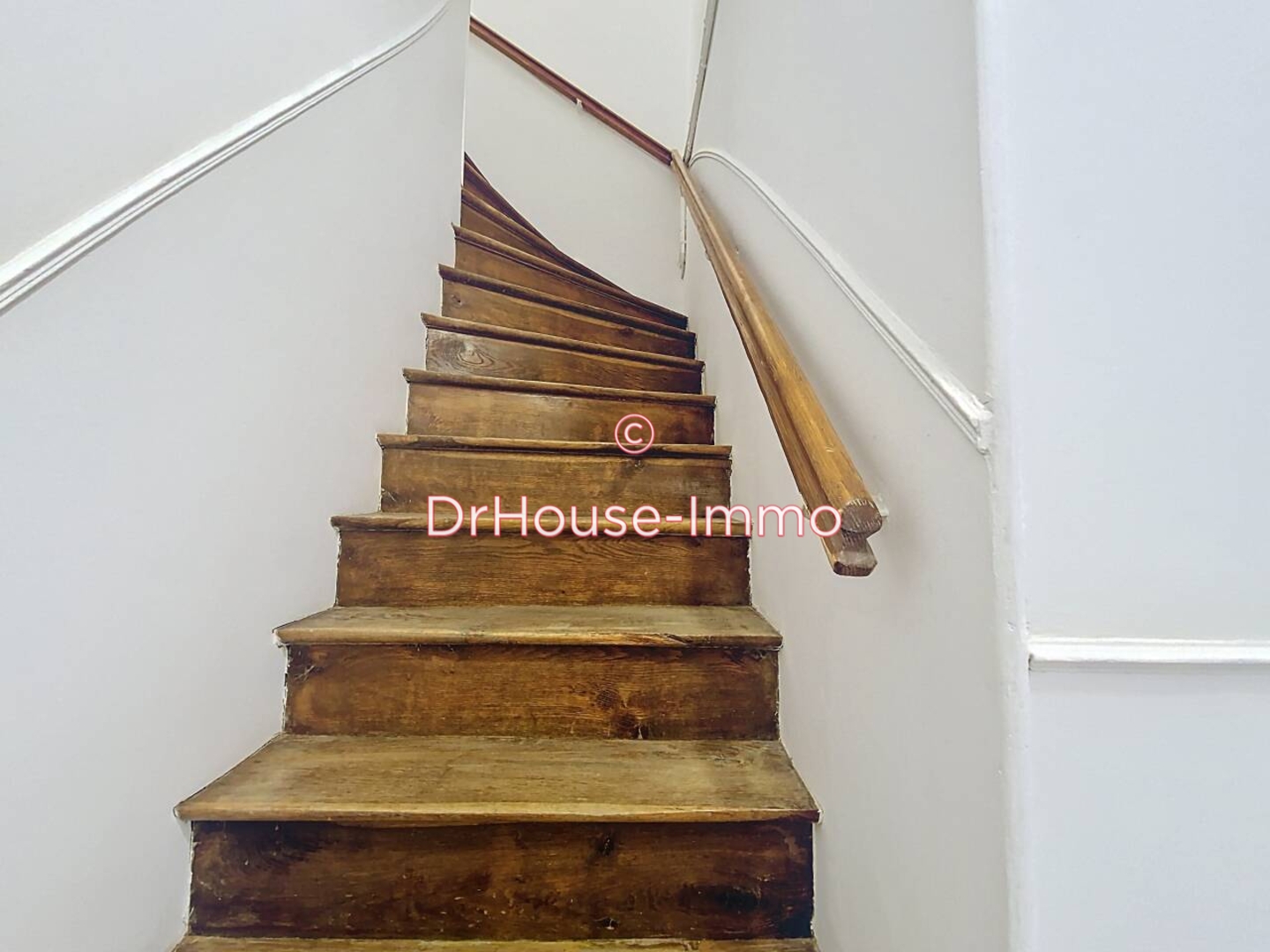 Appartement 1 pièce de 31 m² - Le Bourget (93350)