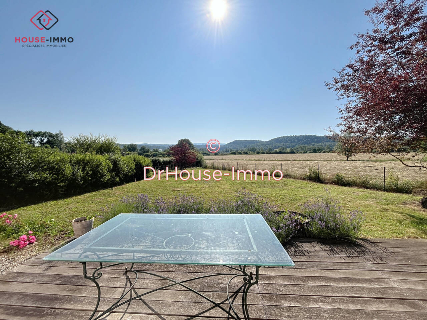 Maison 6 pièces de 140 m² - Barésia-sur-l'Ain (39130)