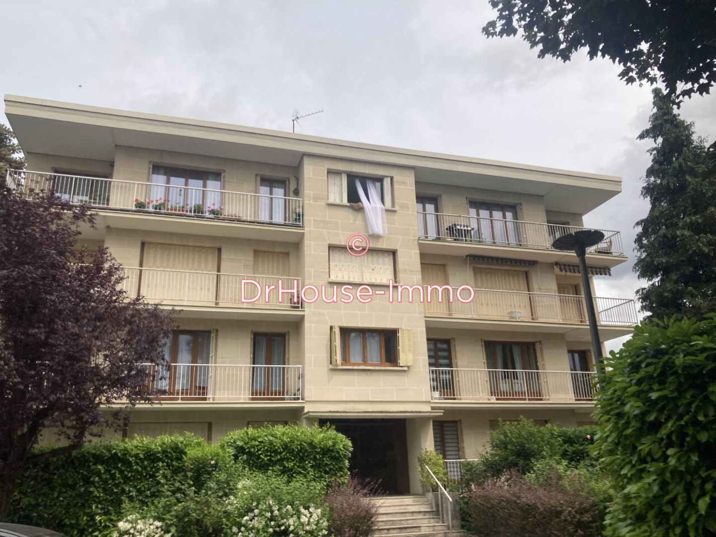 Appartement 3 pièces de 62 m² - Groslay (95410)