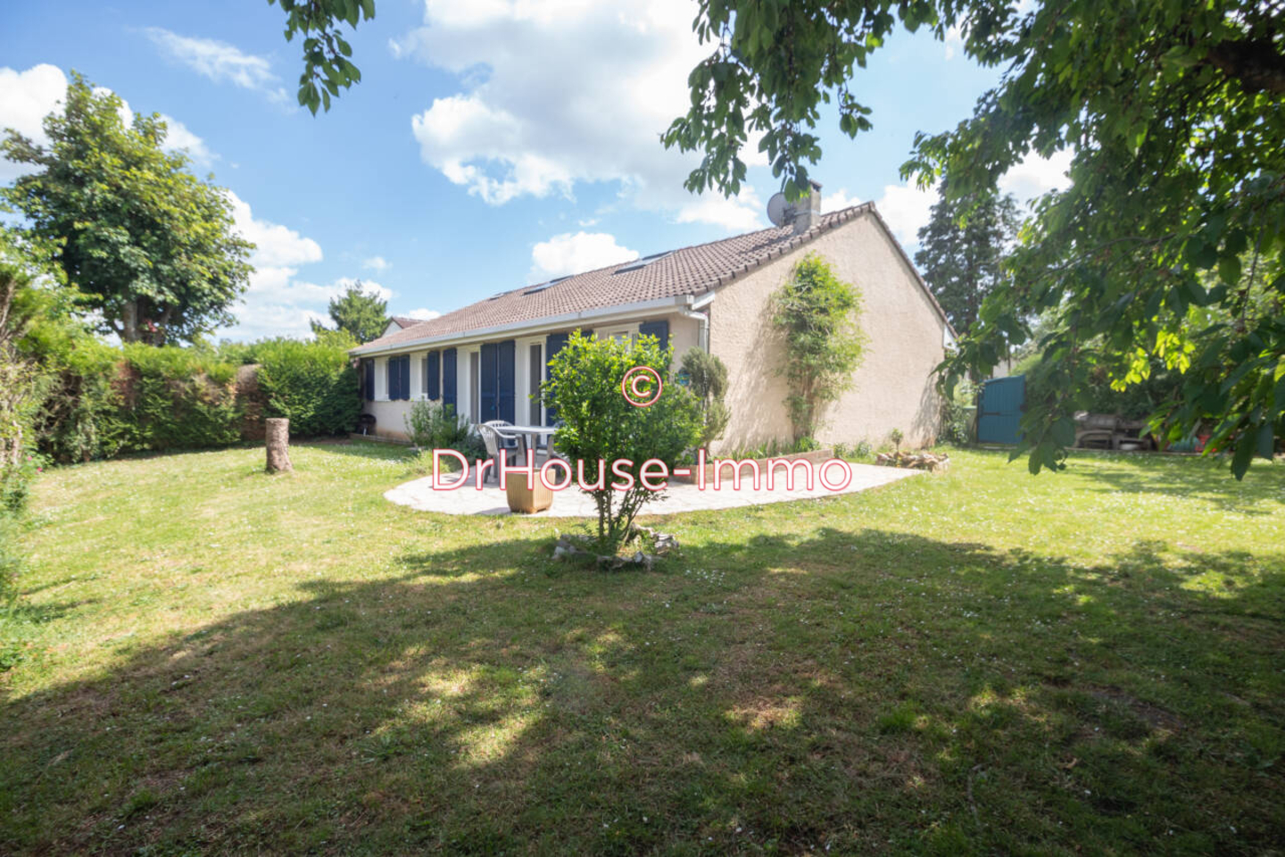 Maison 6 pièces de 106 m² - Saint-Germain-de-la-Grange (78640)