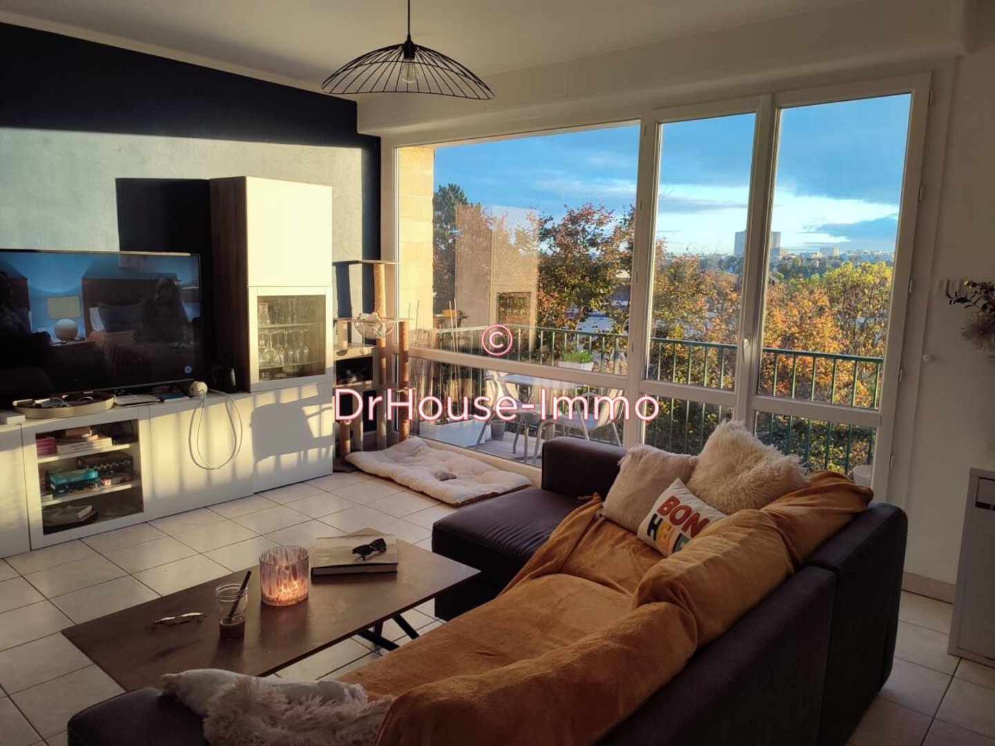 Appartement 5 pièces de 89 m² - Caen (14000)