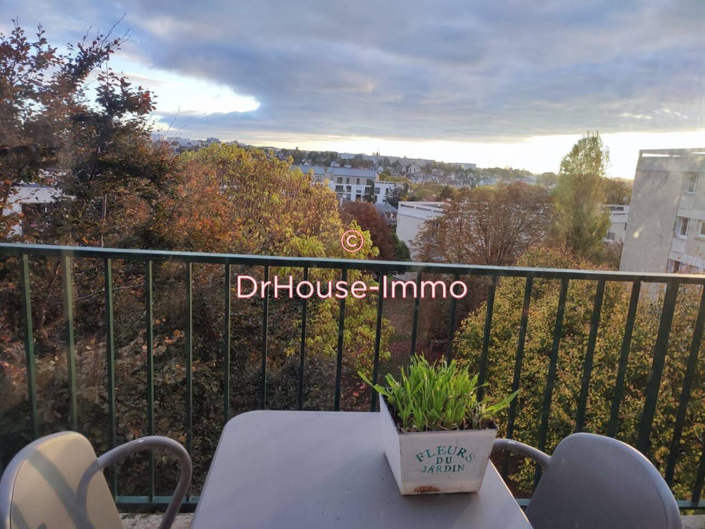 Appartement 5 pièces de 89 m² - Caen (14000)