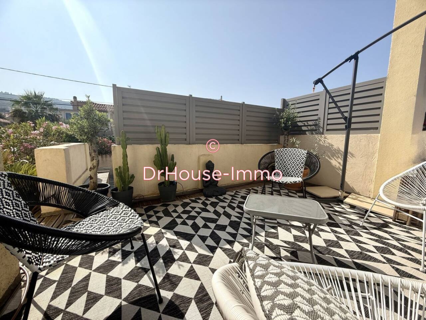 Appartement 6 pièces de 104 m² - La Ciotat (13600)