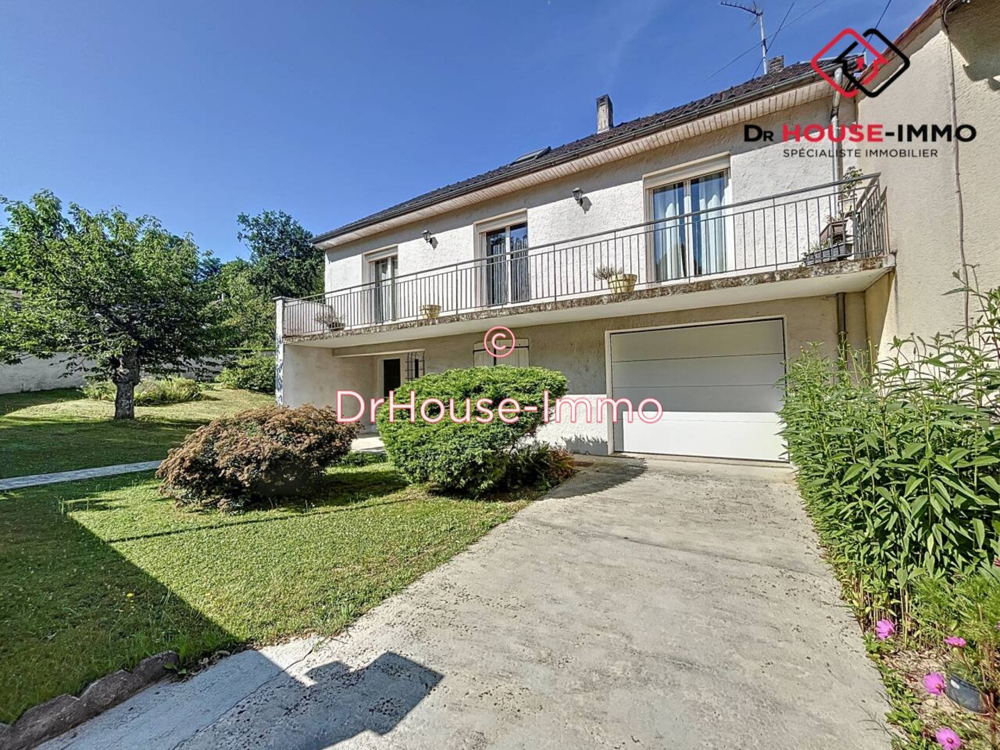 Maison 7 pièces de 192 m² - Périgueux (24000)