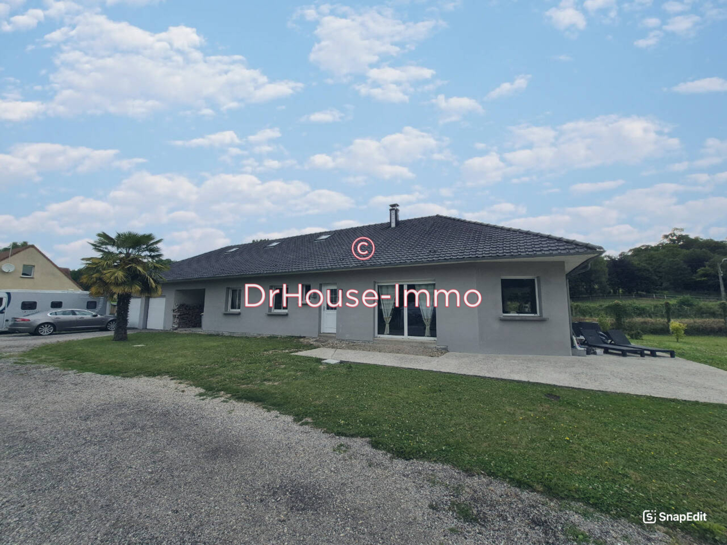 Maison 8 pièces de 166 m² - Anneville-sur-Scie (76590)