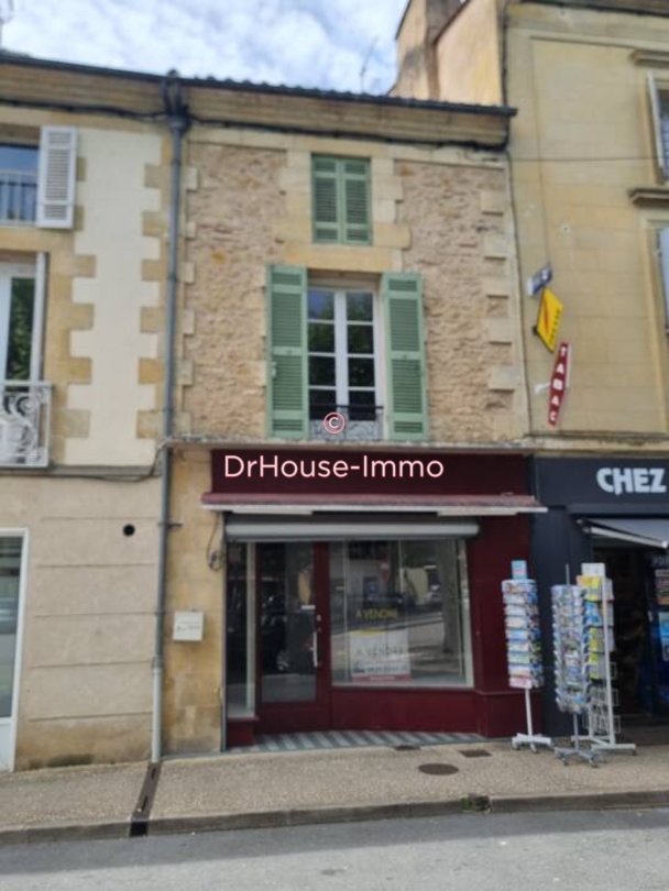 Maison 7 pièces de 87 m² - Lalinde (24150)