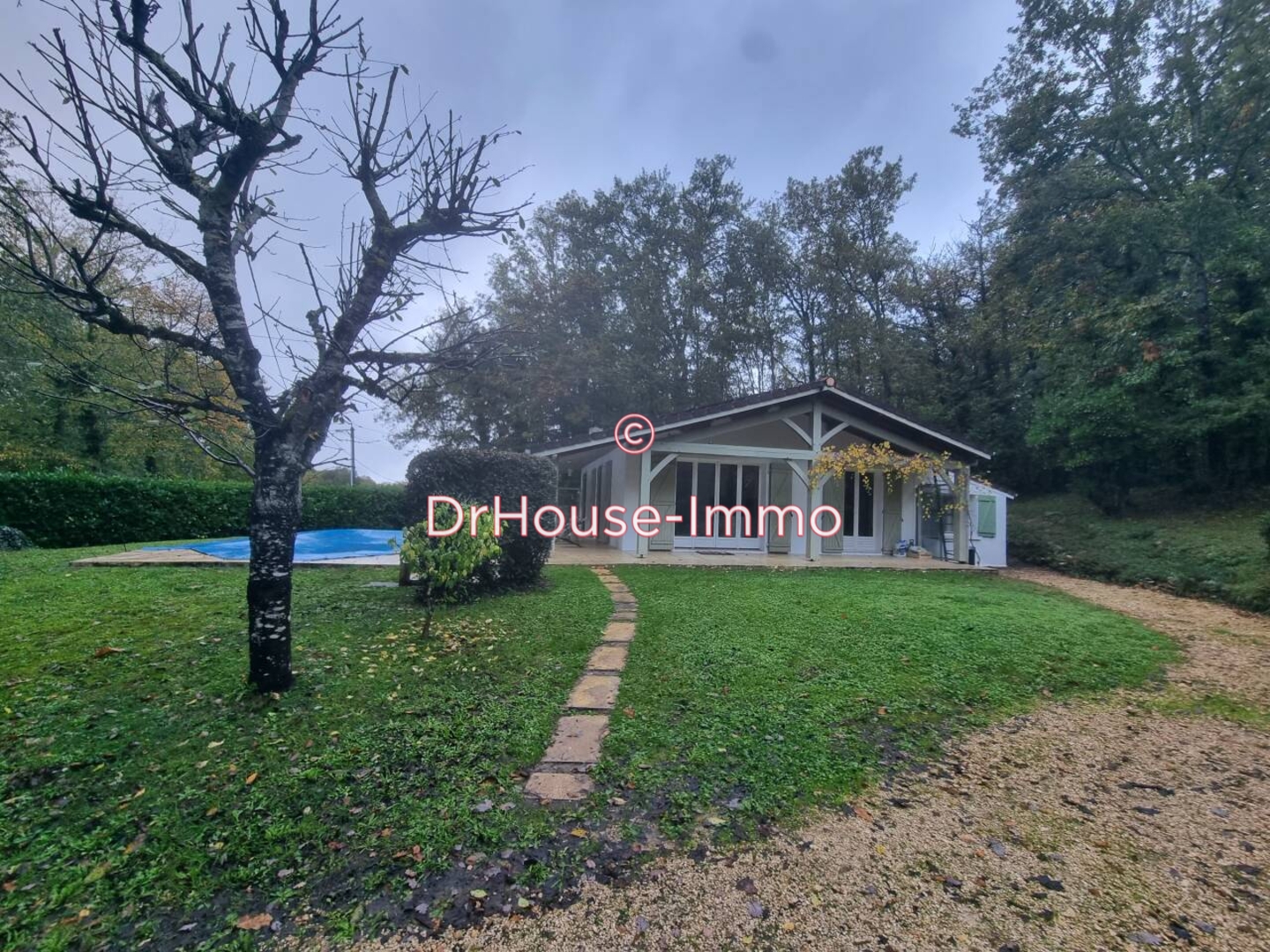 Maison 4 pièces de 89 m² - Lalinde (24150)