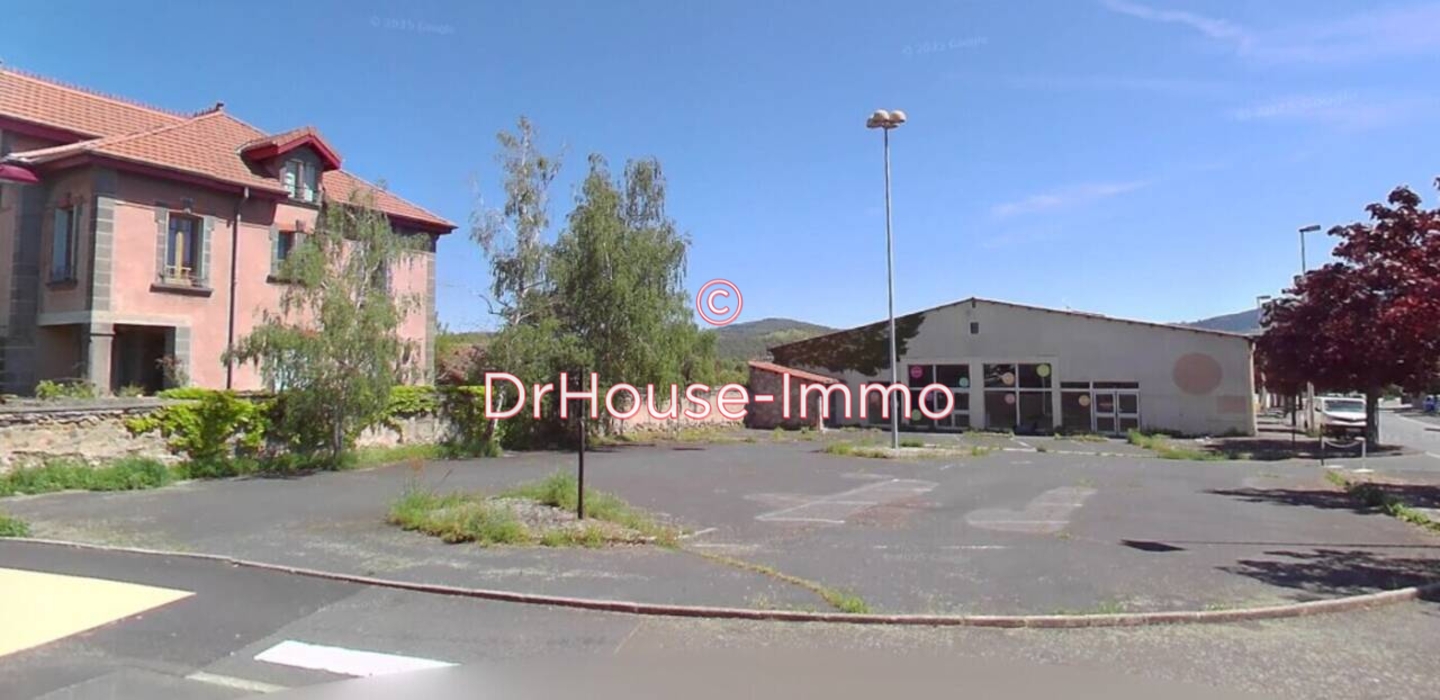 Bien immobilier 5 pièces de 667 m² - Langeac (43300)