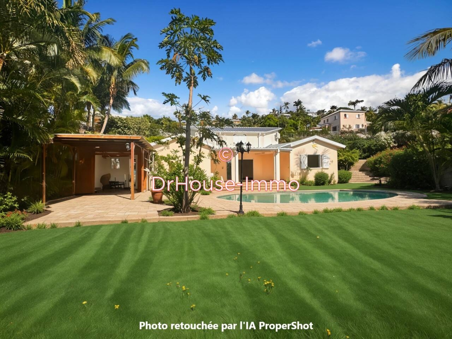 Maison 8 pièces de 188 m² - Saint-Paul (97460)