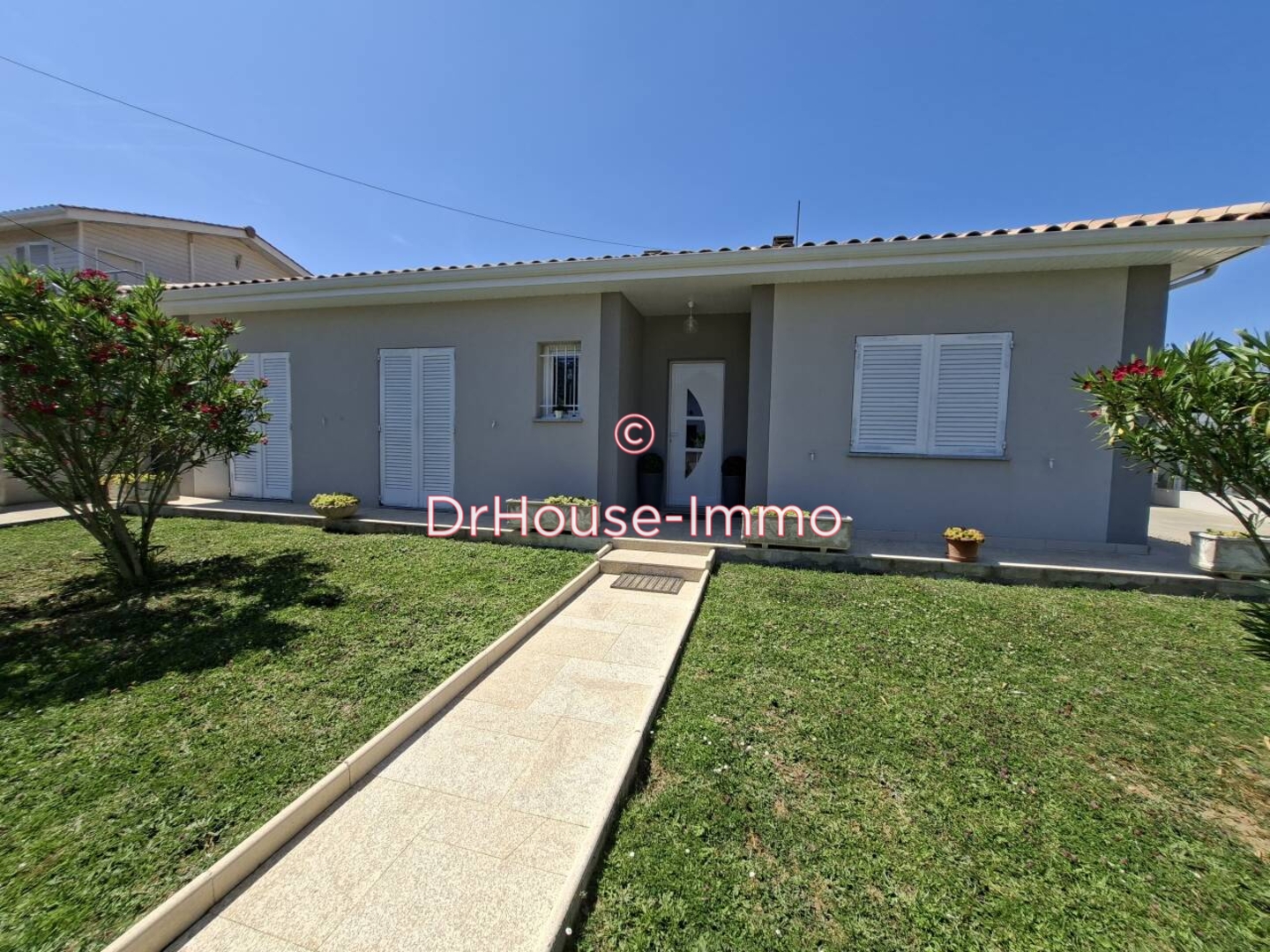 Maison 5 pièces de 98 m² - Sainte-Eulalie (33560)