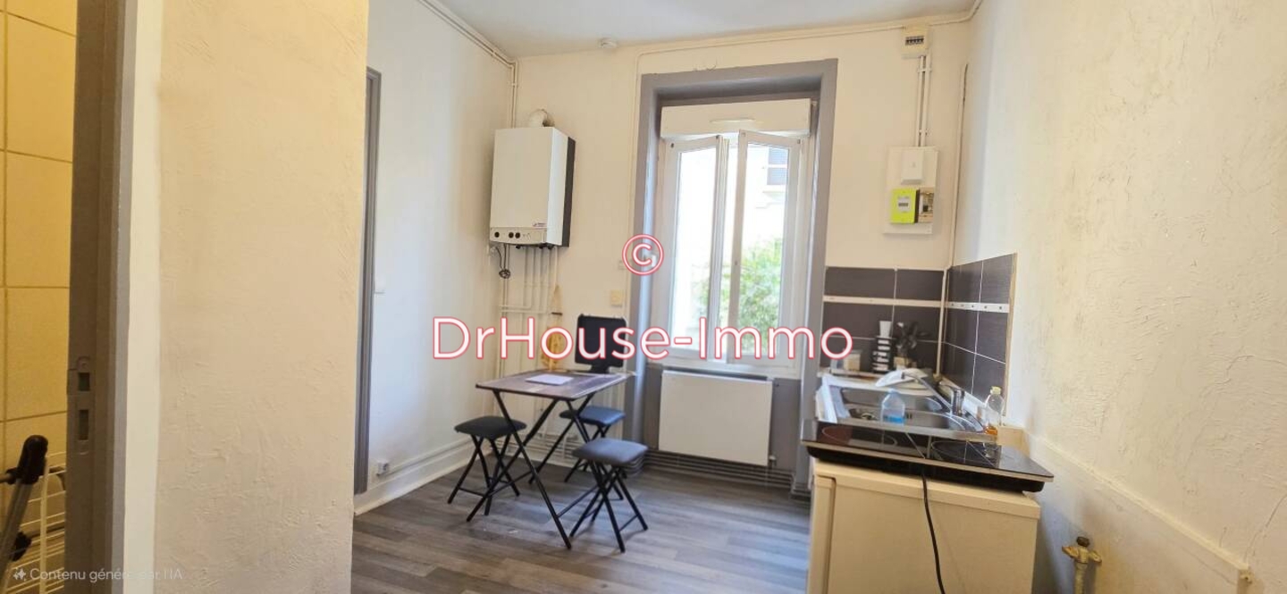 Appartement 2 pièces de 25 m² - Saint-Étienne (42100)