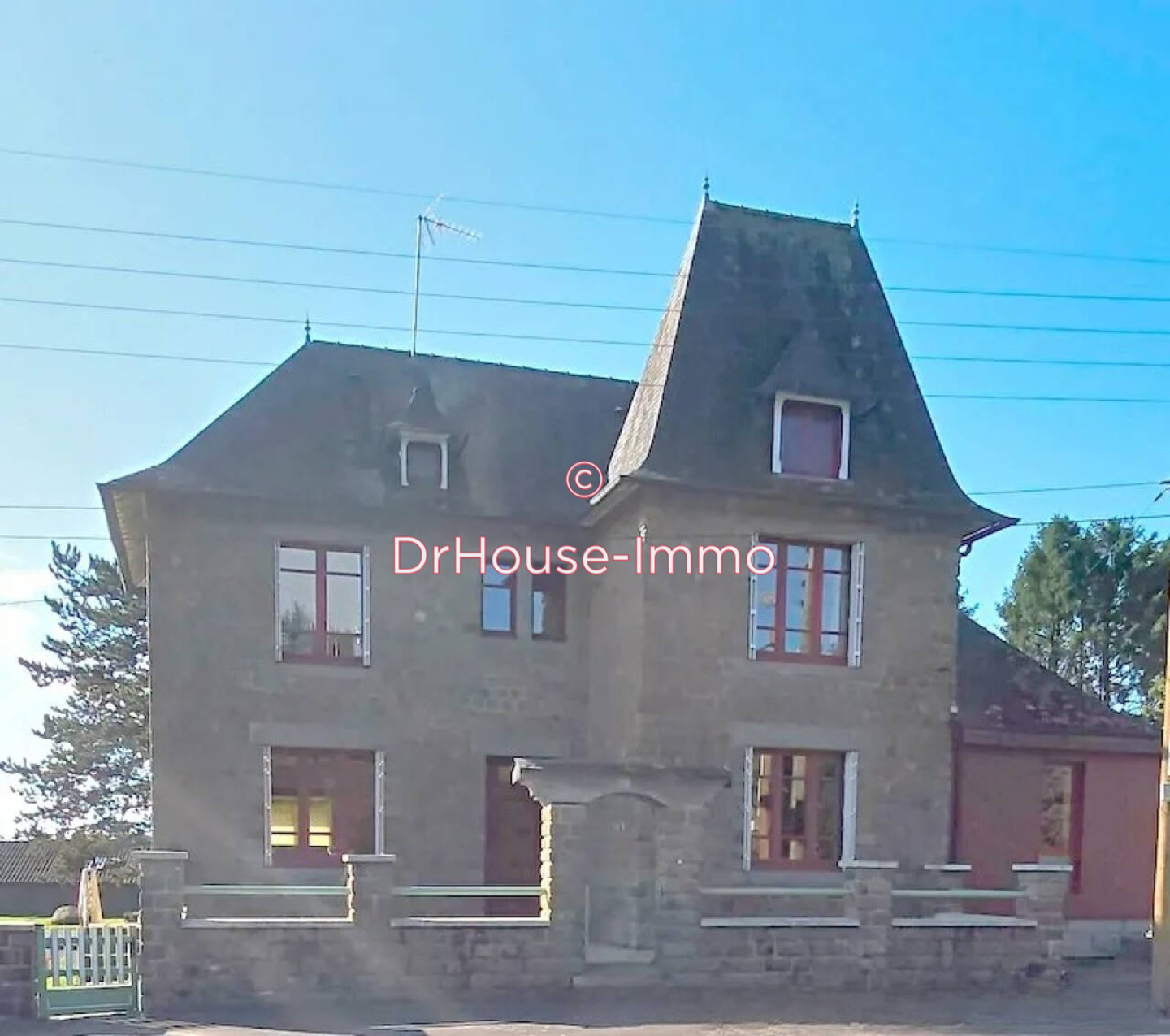 Maison 6 pièces de 156 m² - Louvigné-du-Désert (35420)