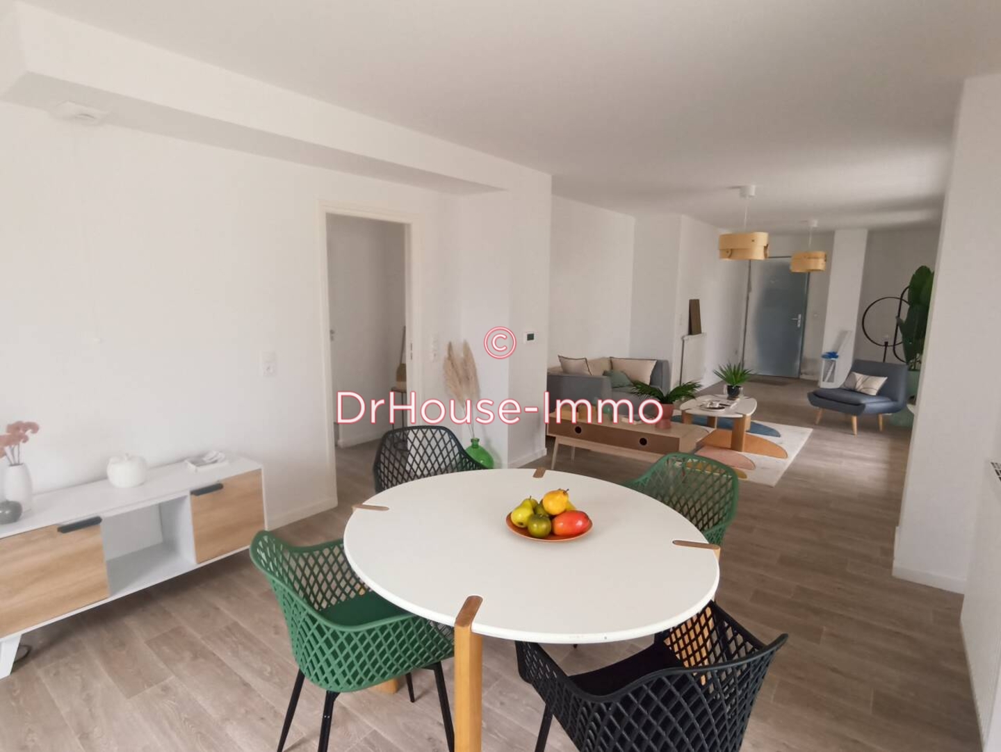 Appartement 4 pièces de 86 m² - Tours (37100)