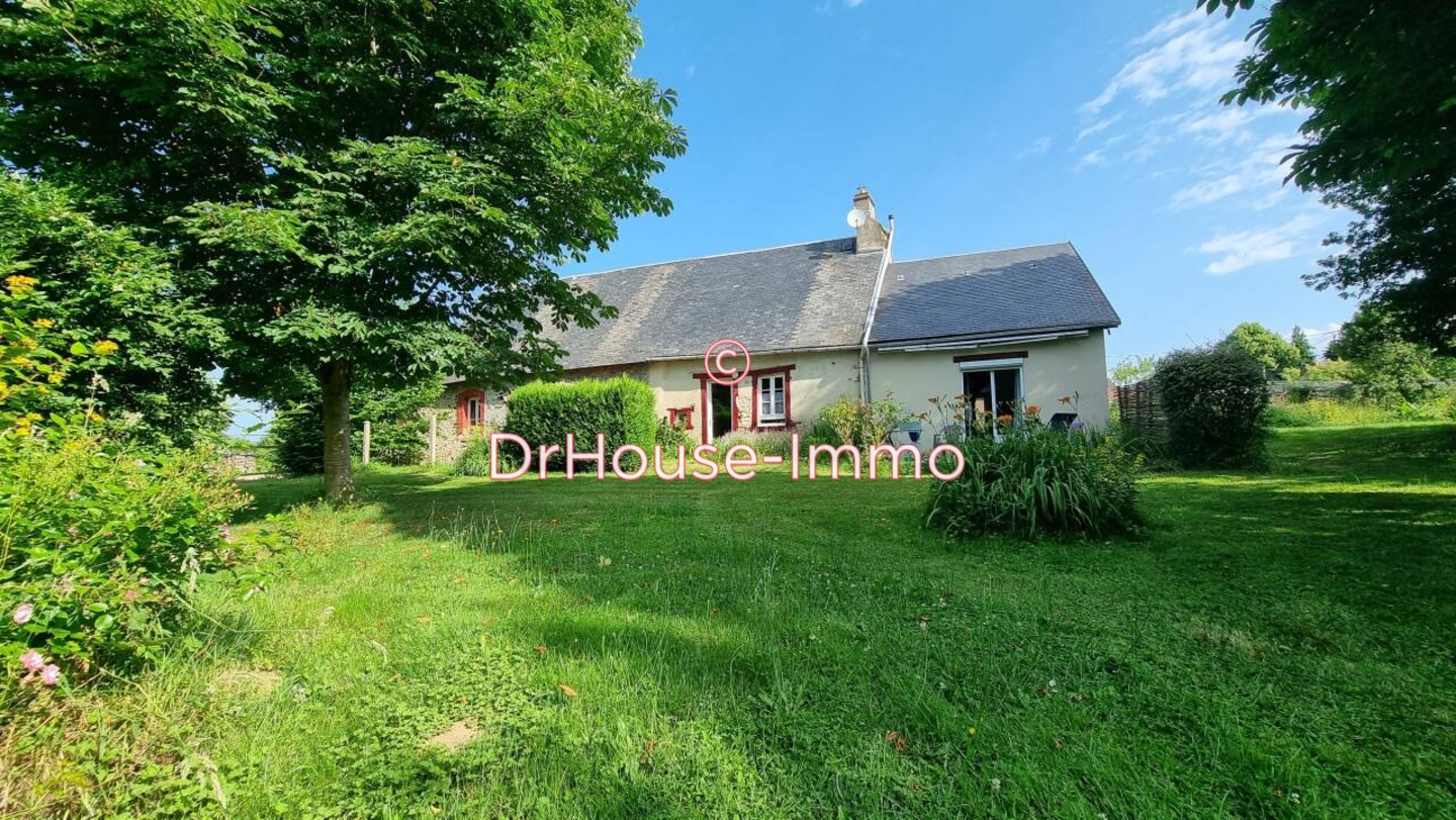 Maison 6 pièces de 133 m² - Malval (23220)