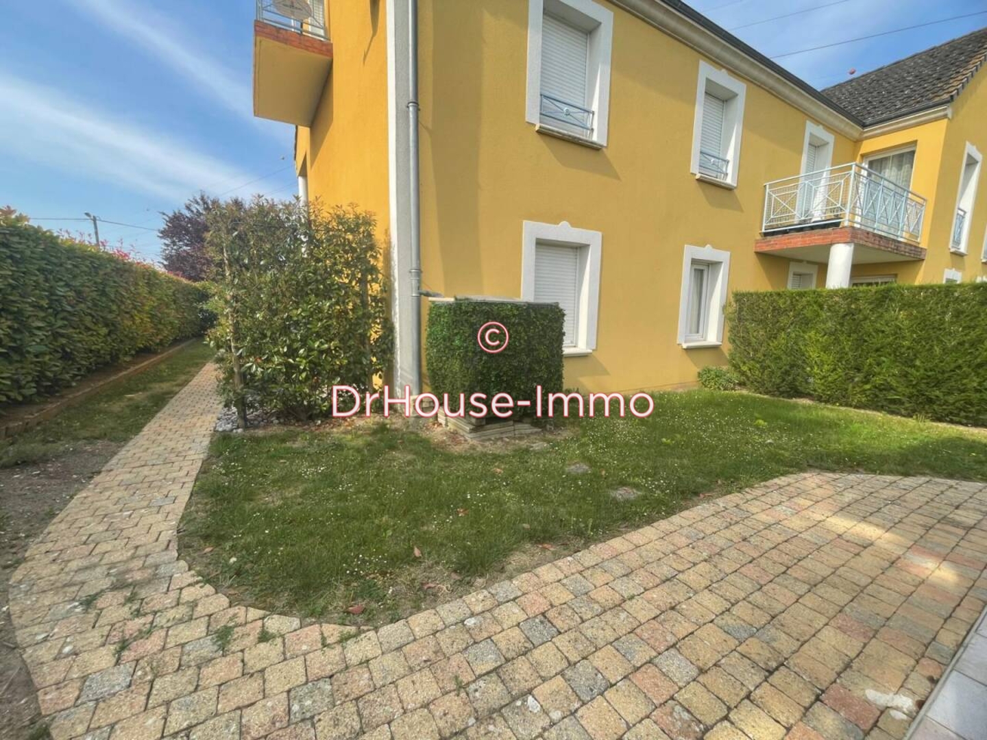 Appartement 3 pièces de 73 m² - Villemandeur (45700)