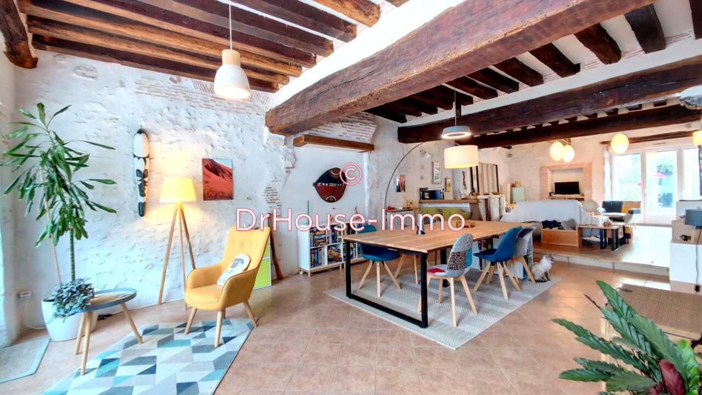 Maison 9 pièces de 270 m² - Meung-sur-Loire (45130)