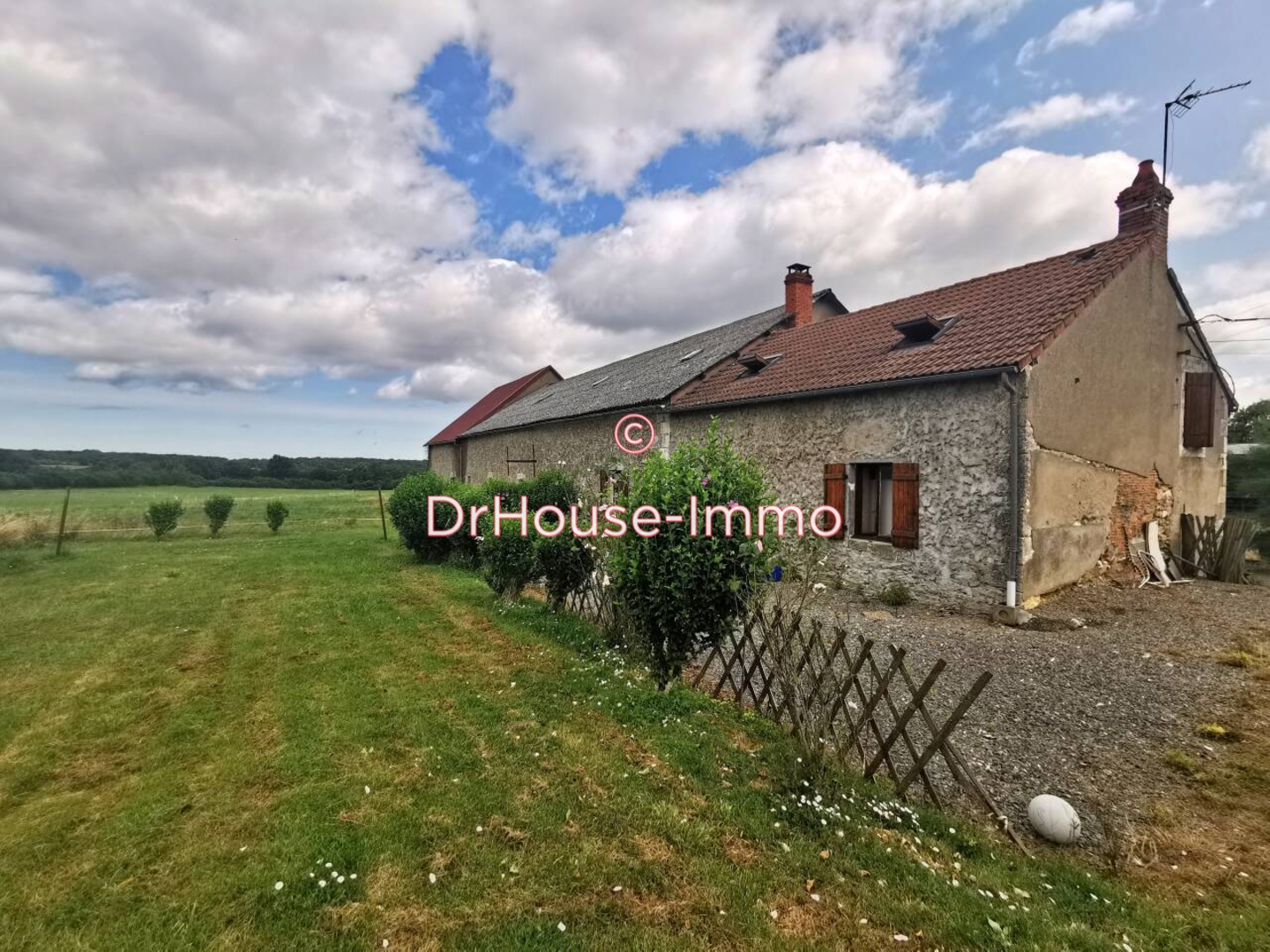 Maison 7 pièces de 108 m² - Argenton-sur-Creuse (36200)