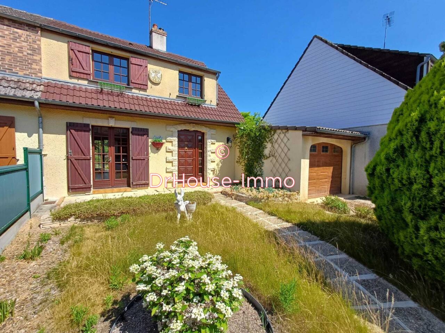 Maison 4 pièces de 83 m² - Chambry (02000)