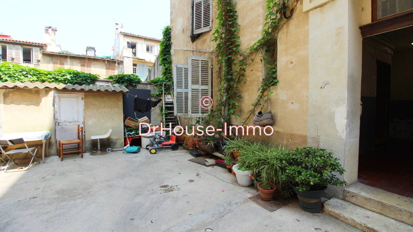 Appartement 3 pièces de 52 m² - Marseille (13004)