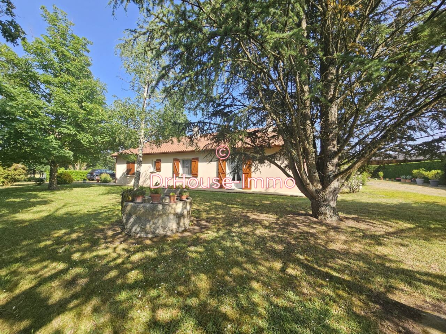 Maison 4 pièces de 136 m² - Montmorillon (86500)