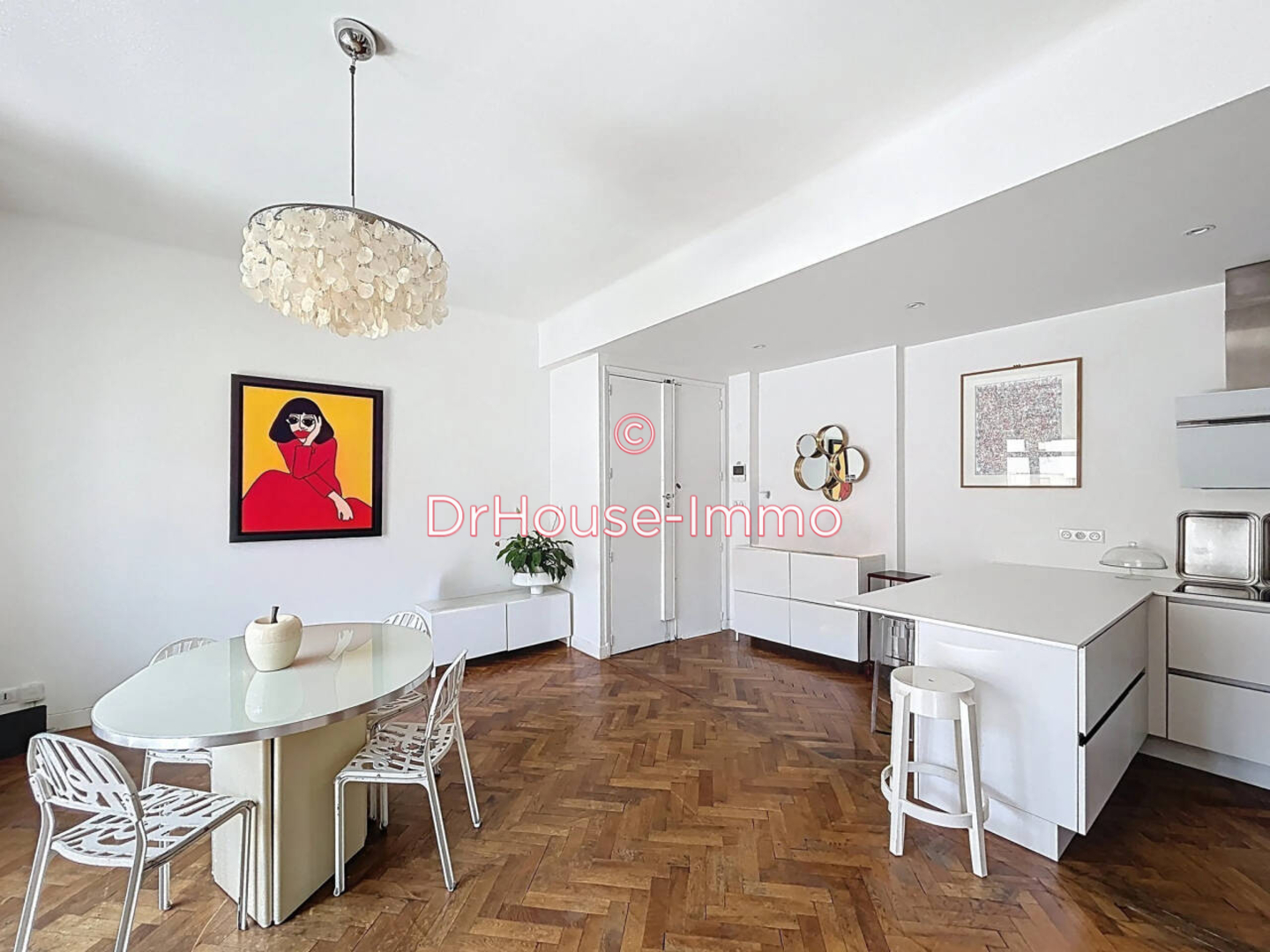 Appartement 4 pièces de 95 m² - Marseille (13007)