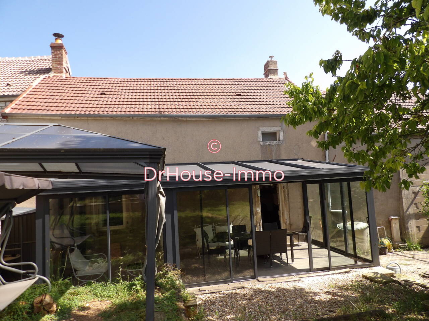 Maison 8 pièces de 166 m² - Taingy (89560)