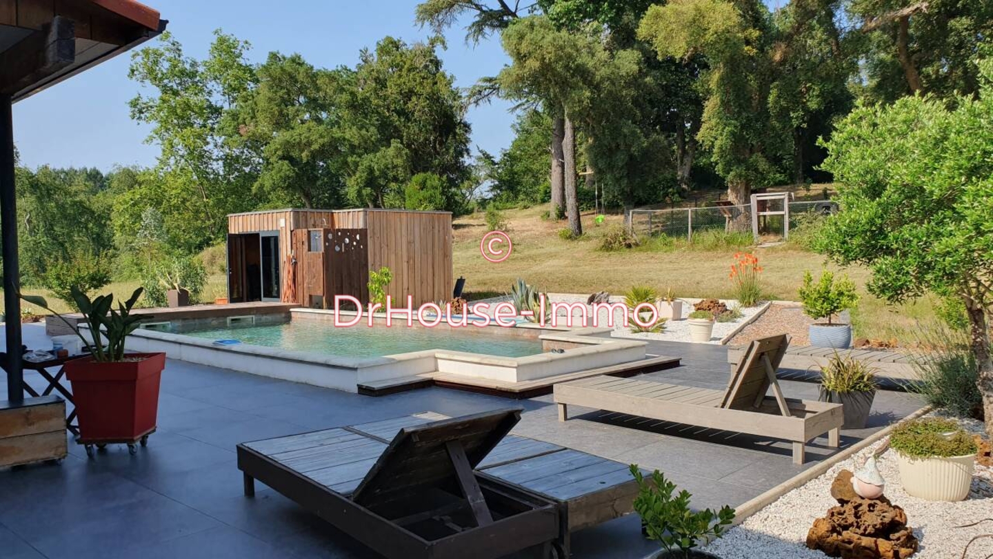 Maison 5 pièces de 141 m² - Escource (40210)