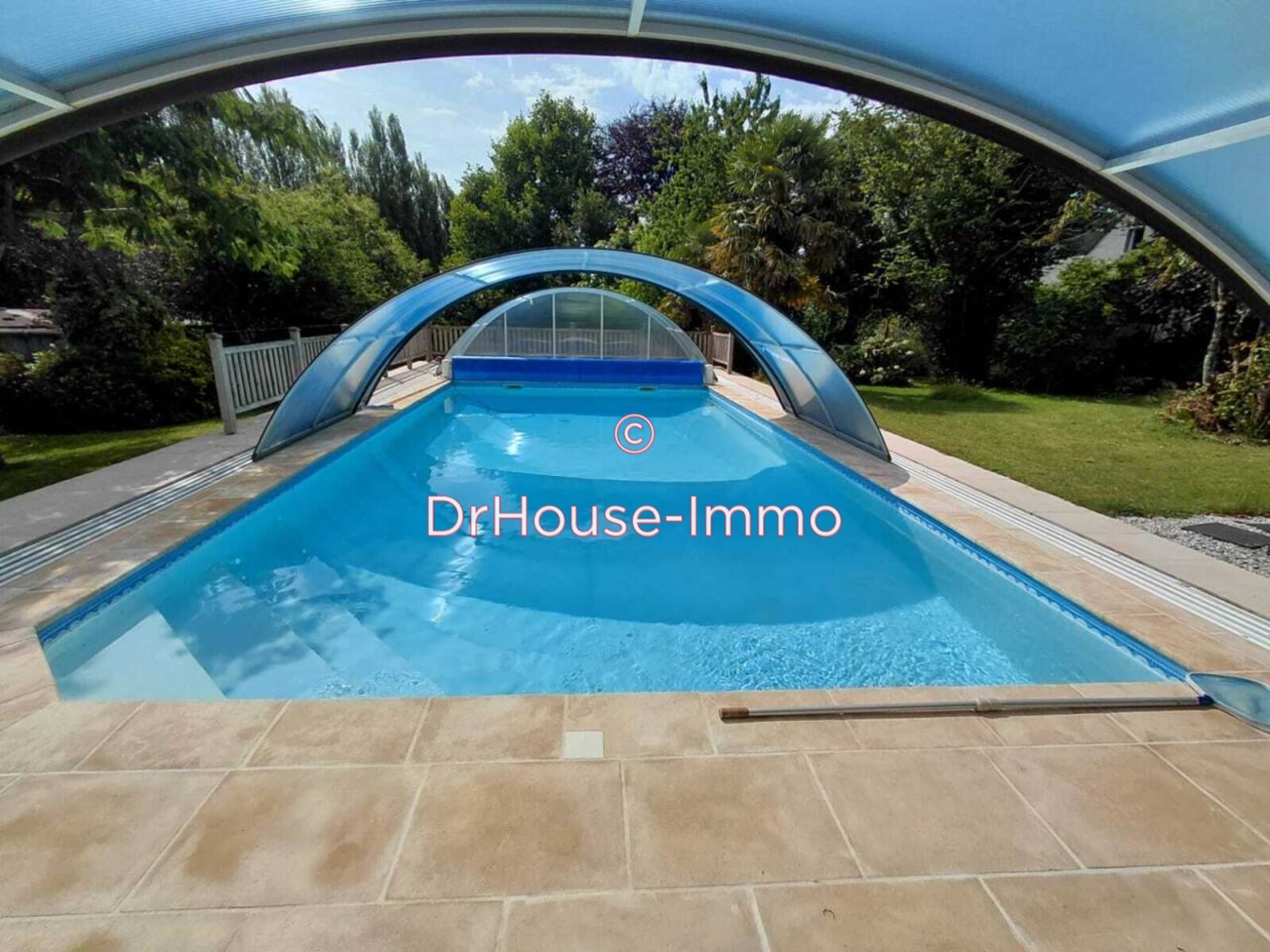 Maison 8 pièces de 159 m² - Plouay (56240)