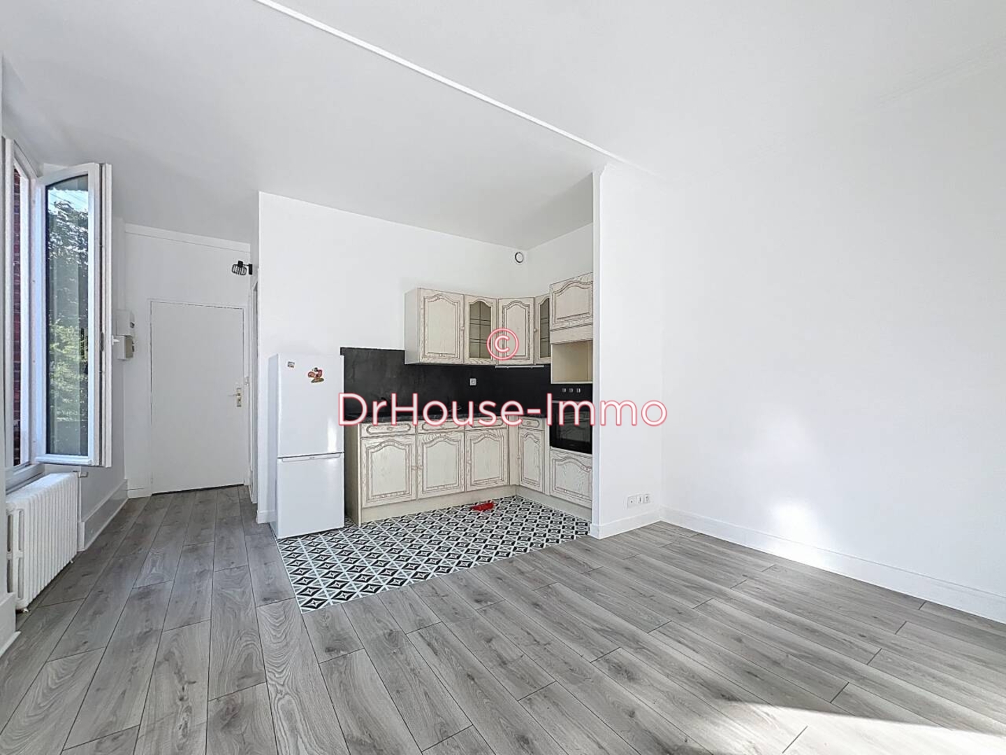 Appartement 2 pièces de 31 m² - Corbeil-Essonnes (91100)