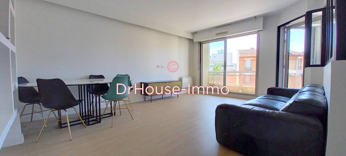 Appartement 4 pièces de 84 m² - Les Lilas (93260)