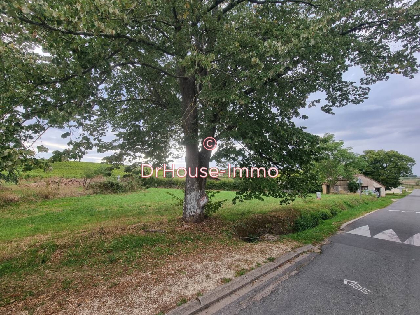 Terrain de 1 679 m² - Flaugeac (24240)