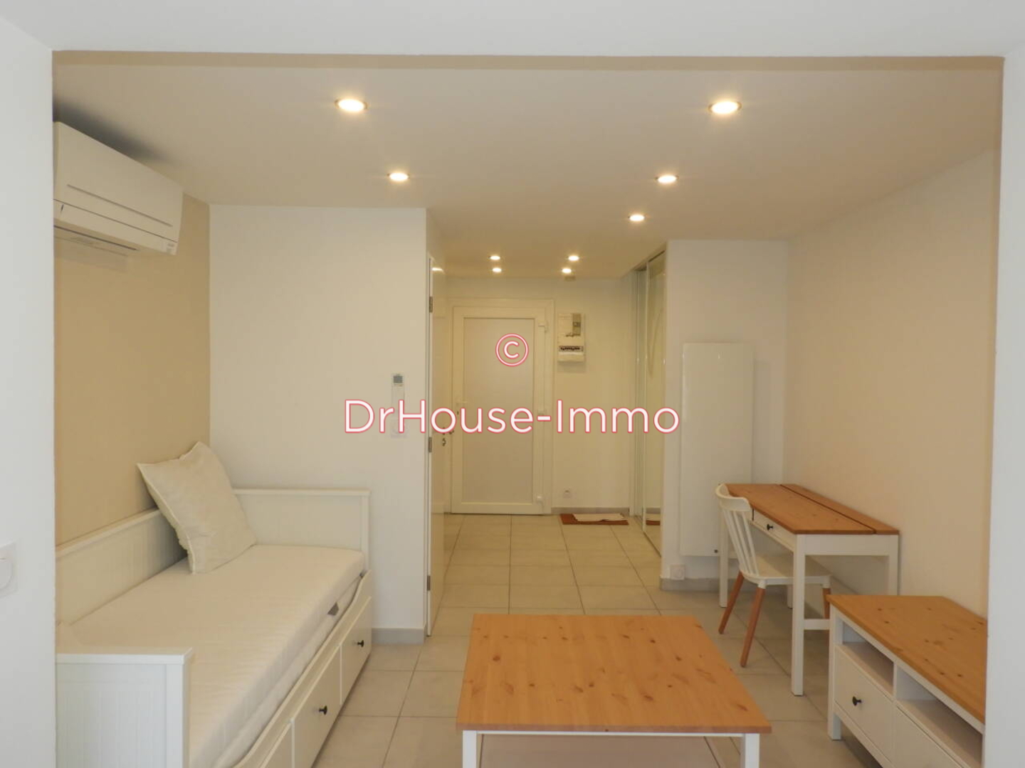 Appartement 1 pièce de 26 m² - La Seyne-sur-Mer (83500)