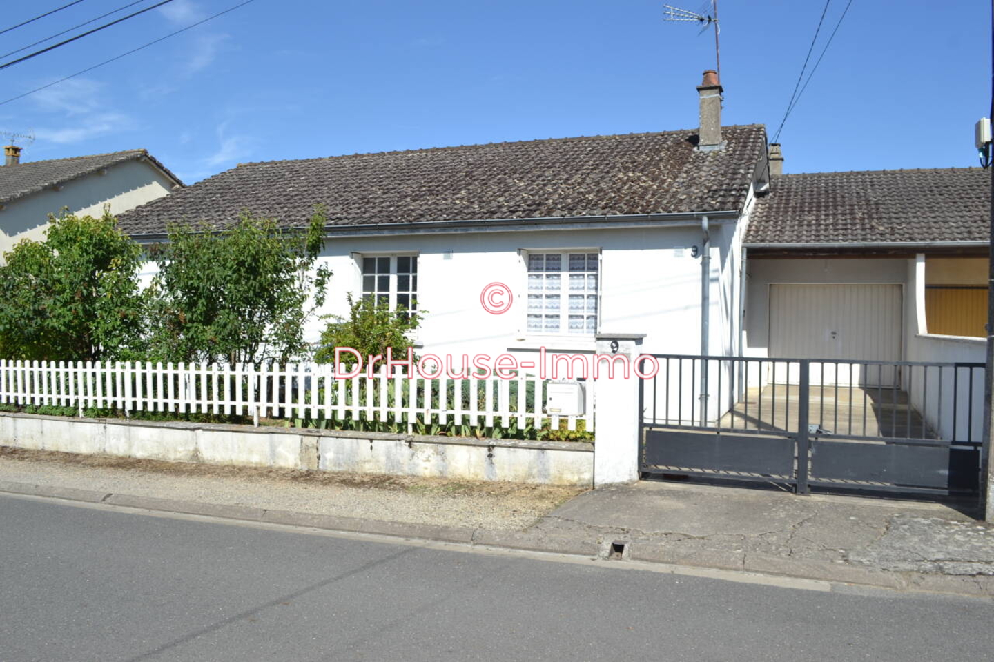 Maison 4 pièces de 80 m² - Sancoins (18600)