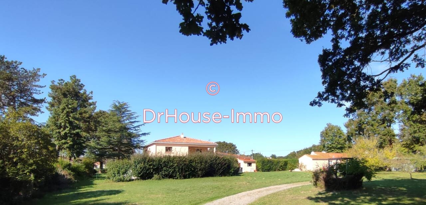 Maison 7 pièces de 196 m² - Pornic (44210)