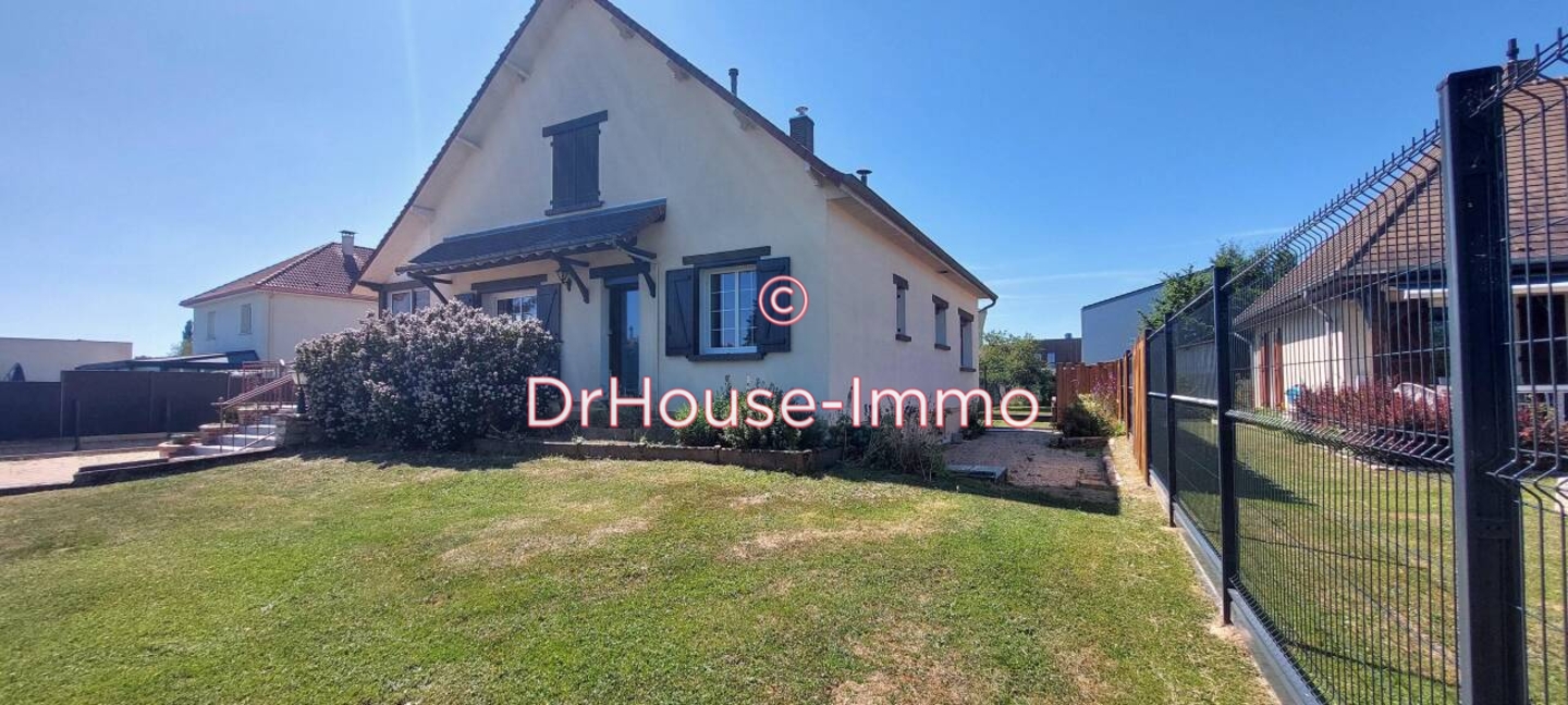 Maison 5 pièces de 130 m² - Lusigny-sur-Barse (10270)