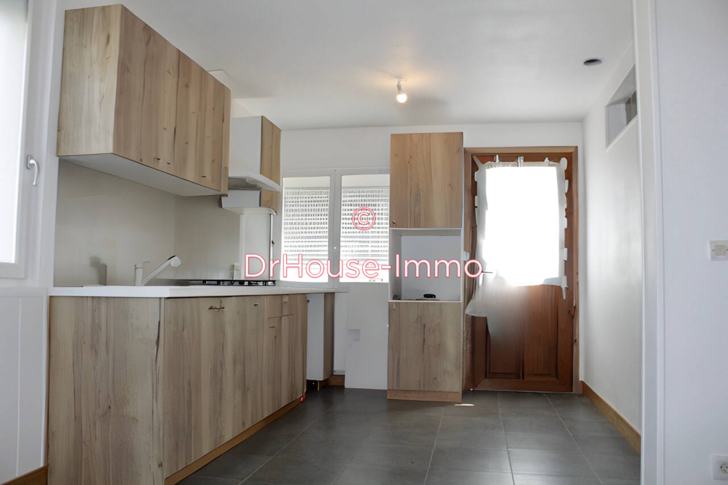 Maison 4 pièces de 57 m² - Amilly (45200)