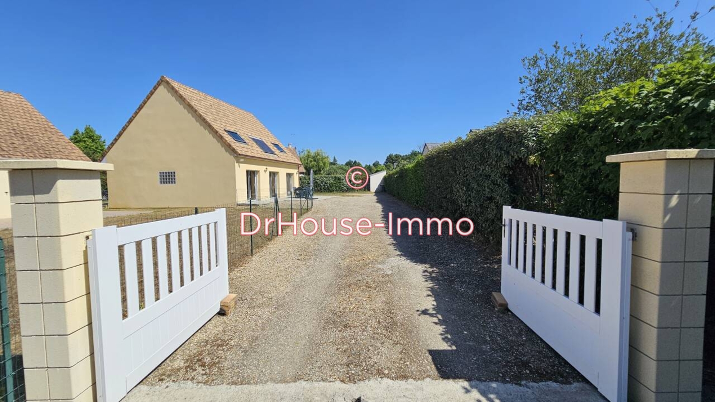 Maison 6 pièces de 136 m² - Changé (72560)