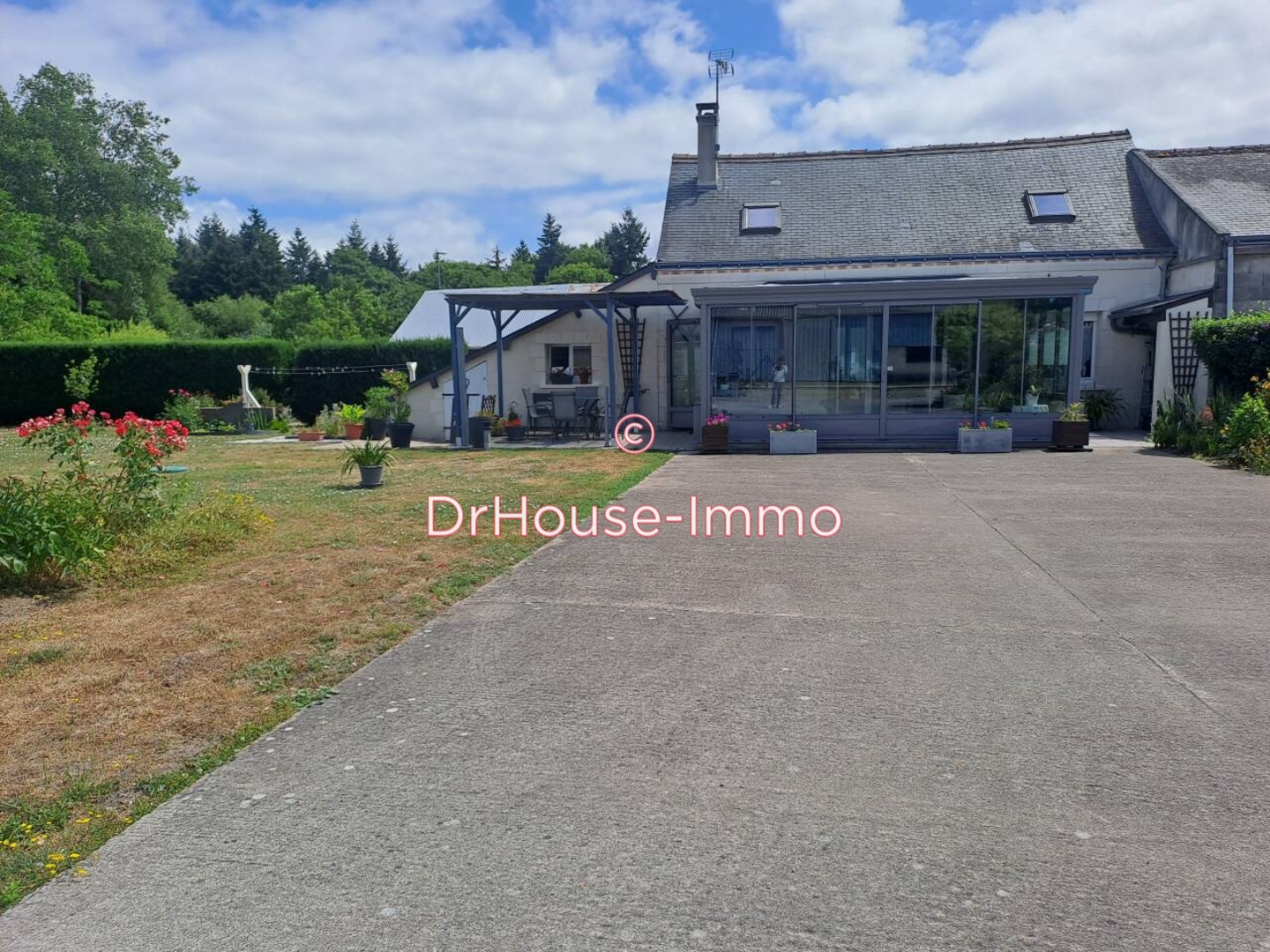 Maison 5 pièces de 85 m² - Saint-Étienne-de-Chigny (37230)