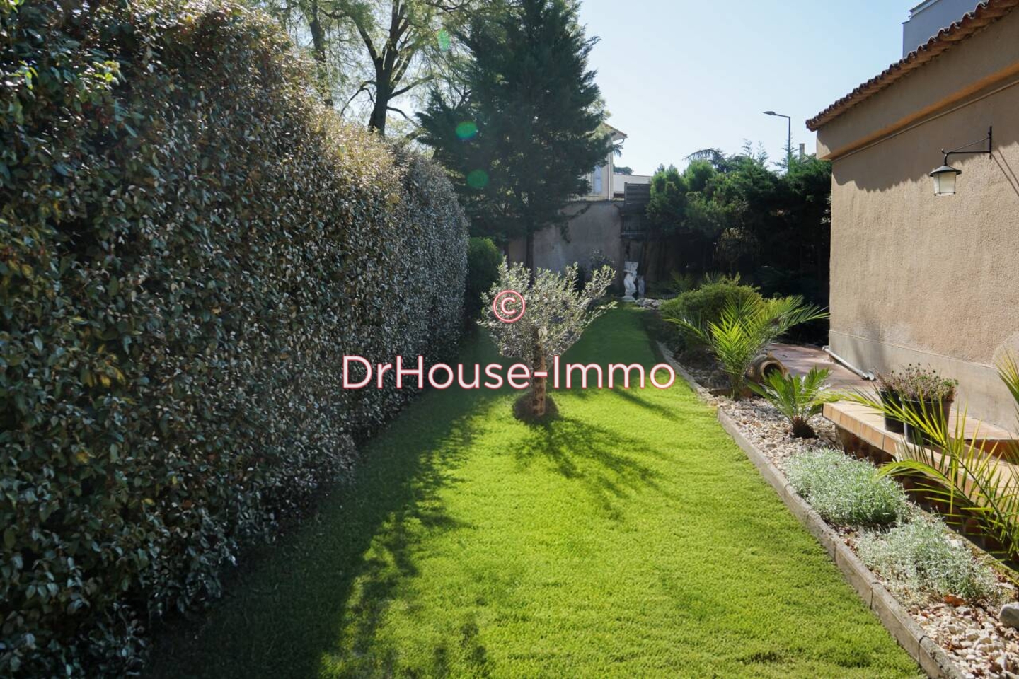 Maison 5 pièces de 180 m² - Bourg-de-Péage (26300)