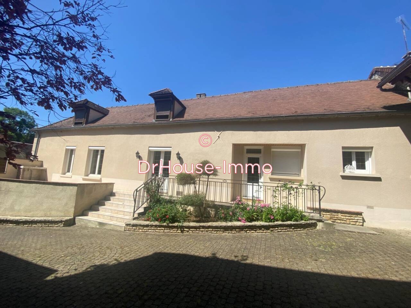 Maison 6 pièces de 160 m² - Coussegrey (10210)