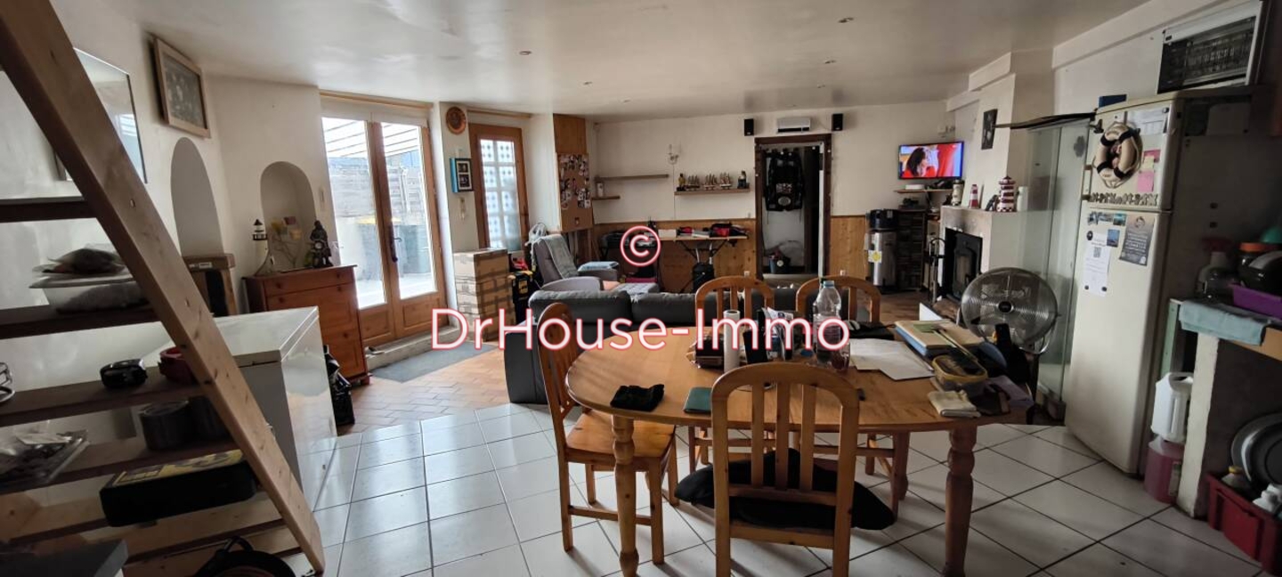 Maison 2 pièces de 65 m² - Hure (33190)
