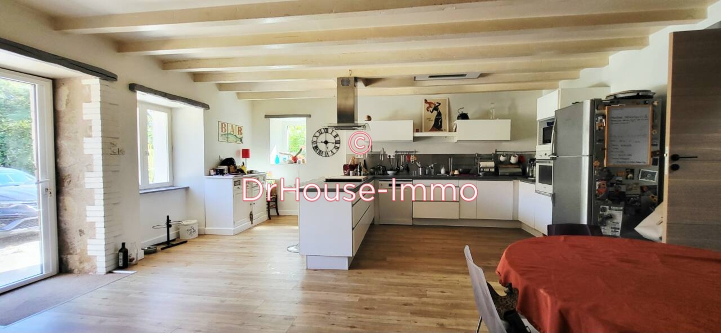 Maison 7 pièces de 218 m² - Aubigny (85430)