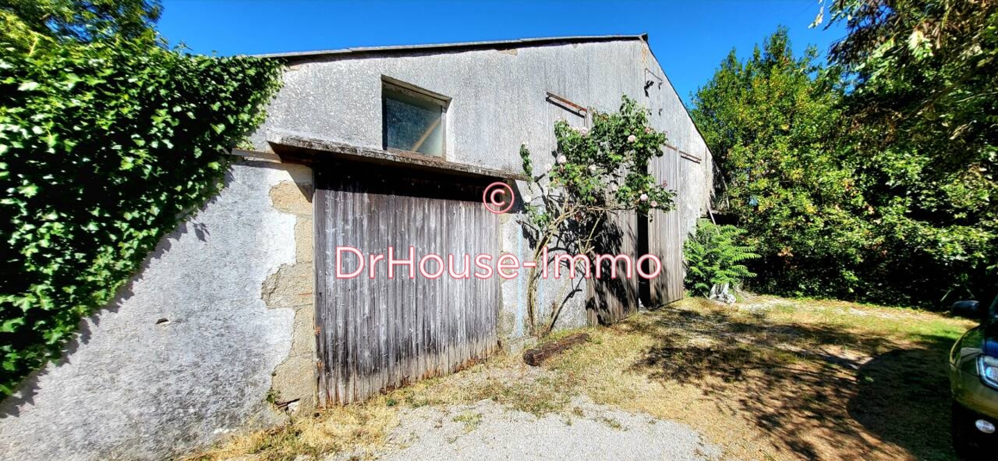 Maison 7 pièces de 218 m² - Aubigny (85430)