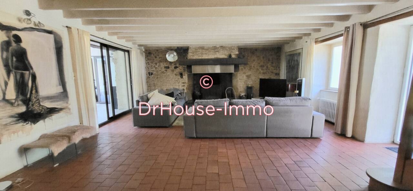 Maison 7 pièces de 218 m² - Aubigny (85430)