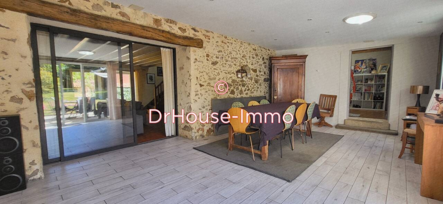 Maison 7 pièces de 218 m² - Aubigny (85430)