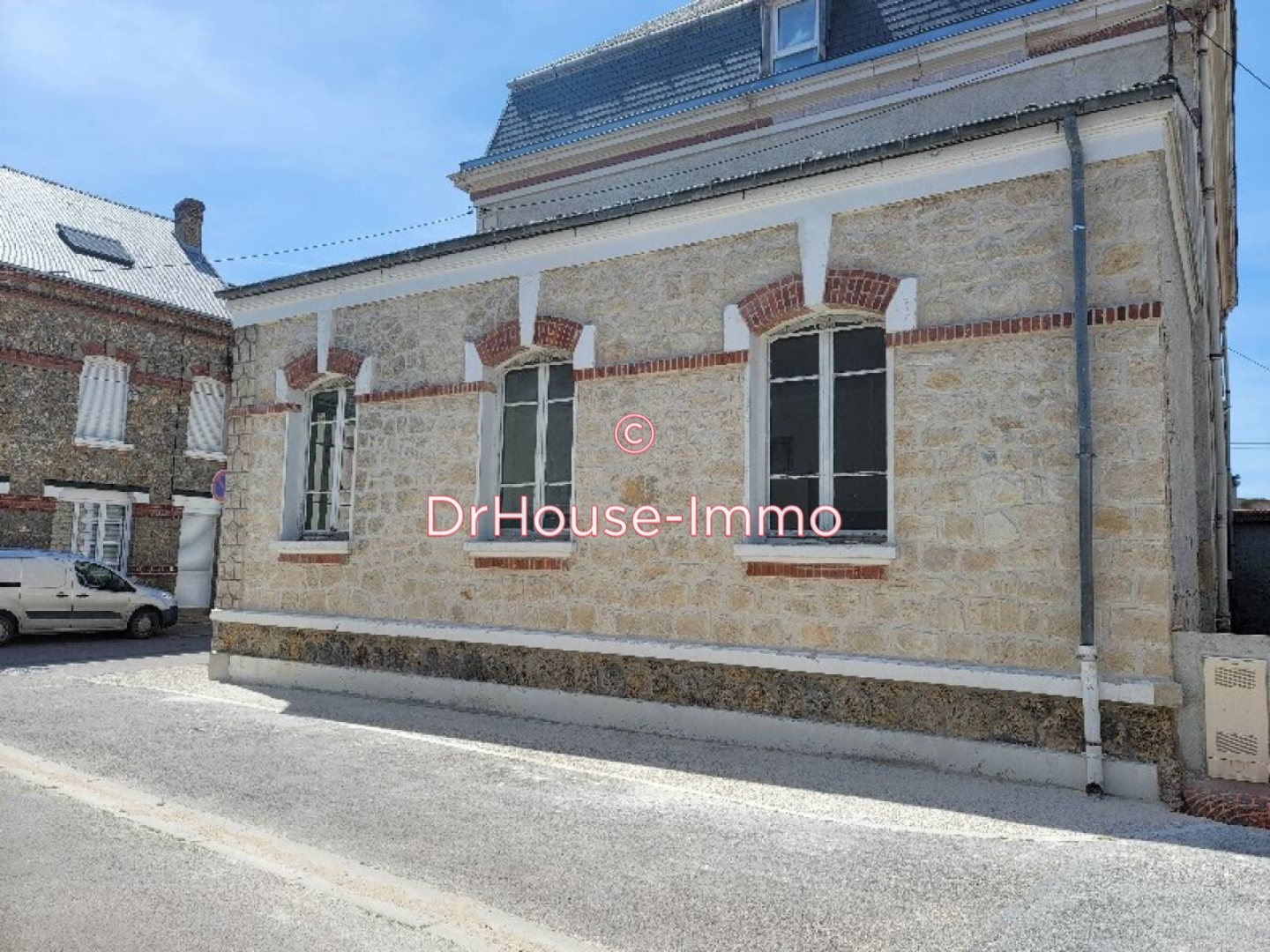 Appartement 2 pièces de 69 m² - Warmeriville (51110)