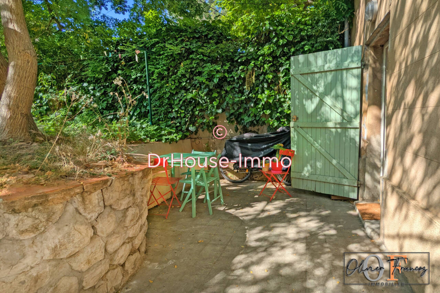 Appartement 1 pièce de 21 m² - Aix-en-Provence (13100)